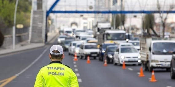 Sürücüler Dikkat! İstanbul’da Yarın Bu Yollar Trafiğe Kapatılacak