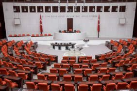 TBMM’de Sandalye Dağılımı Değişti