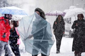 Türkiye Buz Kesti! Meteoroloji 31 İl İçin Alarm Verdi: 14 Gün Etkisini Gösterecek