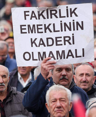Zam Bekleyen Emeklilere Kötü Haber! Mahkeme Son Noktayı Koydu