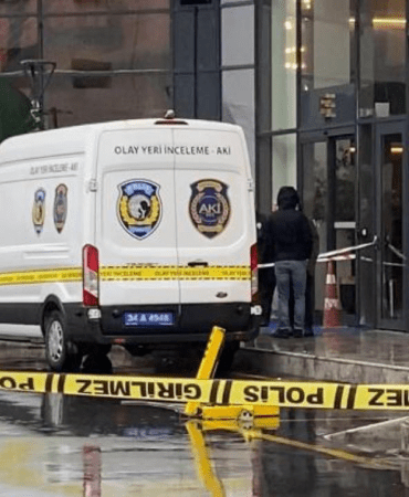 Danışmaya Bırakılan Kargo Paketi Patladı! Üç Yaralı