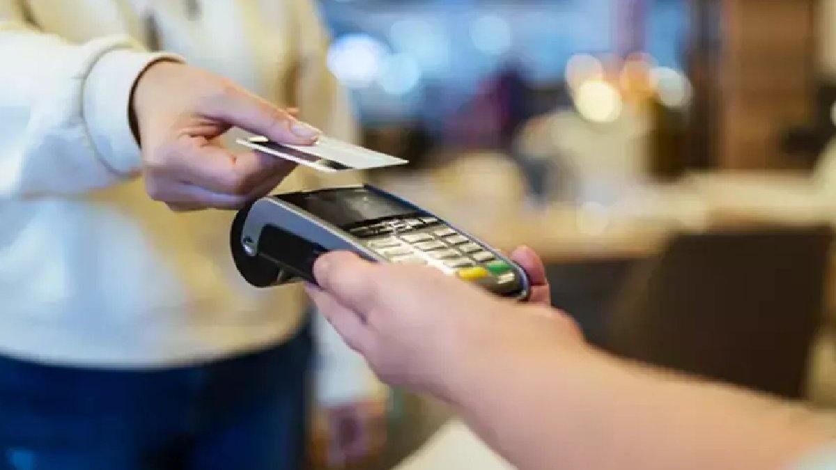 Cüzdanda nakit azaldı, kart kullanımı patladı: Kartlı ödemeler ocakta 2,3 trilyon lirayı aştı