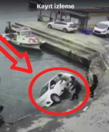 Sarıyer’de korku dolu anlar: Otomobil mendirekten denize uçtu