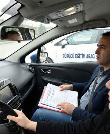 Ehliyet sınavı değişiyor mu? Direksiyon sınavında kamera var mı? Görüntülü itiraz hakkı doğdu!