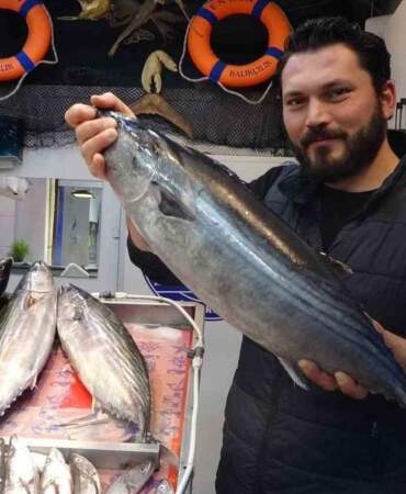 Tezgahların gözdesi! Kilosu 700 TL’yi buluyor, geç çıksa da yüzleri güldürüyor