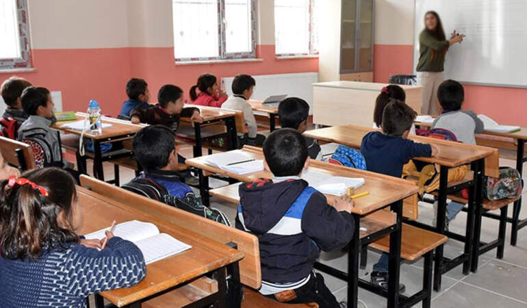 Yarıyıl tatili sona eriyor: 18 milyon öğrenci yarın okullarda
