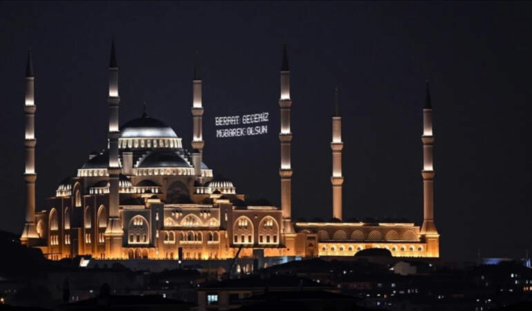 Berat Kandili’nde hangi ibadetler yapılır? İşte çekilecek zikirler ve Berat Gecesi duası