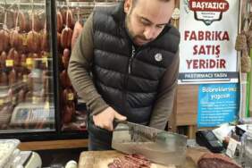 Kiloyla değil dilimle satılıyor! Sezonu başladı: Dilimi 10 TL, kilosu 3 bin 200 TL!