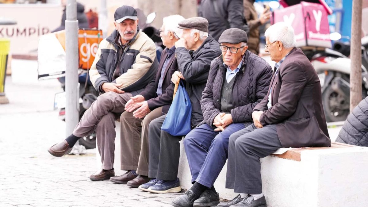 Memur ve emeklinin zam oranları netleşti