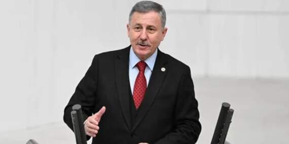 Selçuk Özdağ’dan kamudaki atıl kadrolar için tüm bakanlara soru önergesi