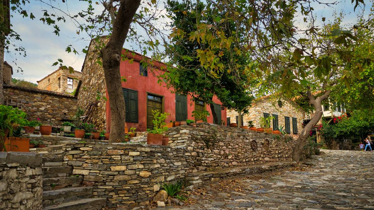 Burası film platosu değil Ege’nin büyüsü! Huzur ve sakinlik bu adreste: Giden yenilenerek geri dönüyor