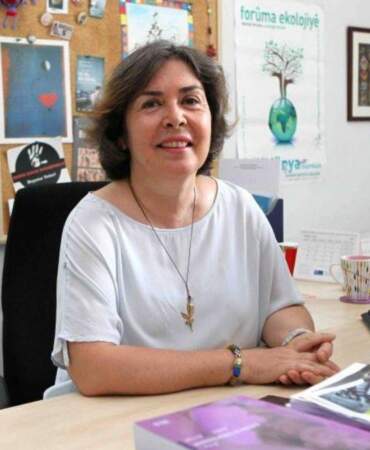 Prof. Dr. Şemsa Özar hayatını kaybetti