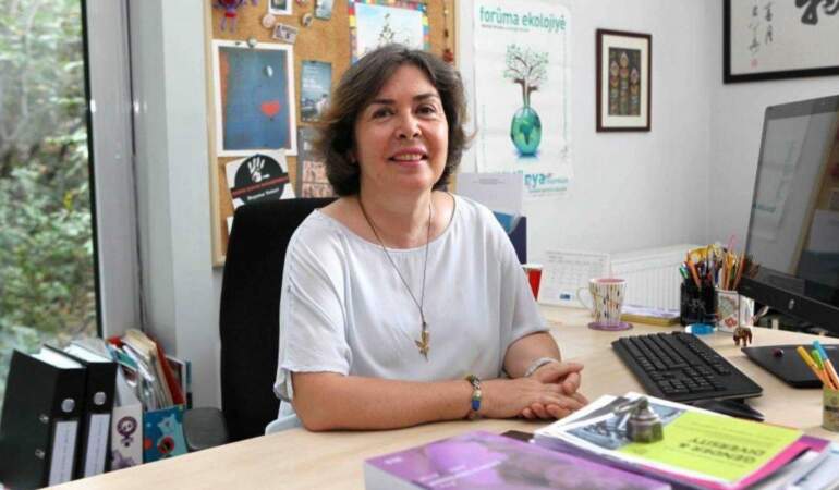 Prof. Dr. Şemsa Özar hayatını kaybetti