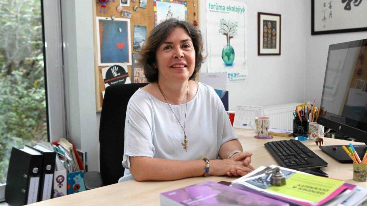 Prof. Dr. Şemsa Özar hayatını kaybetti