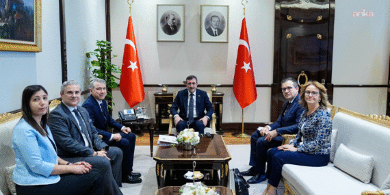 Yılmaz YASED Başkanı Tolga Demirözü ile görüştü