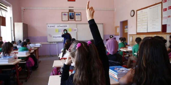 Depremin yıl dönümünde 4 ilde eğitime ara verildi