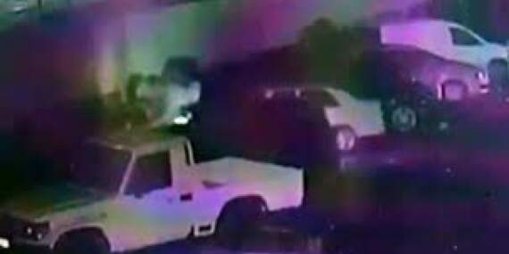 Isınmak için yaktığı ateş 5 aracı küle çevirdi! “Isınmak için ateş yaktım” dedi, suç makinesi çıktı