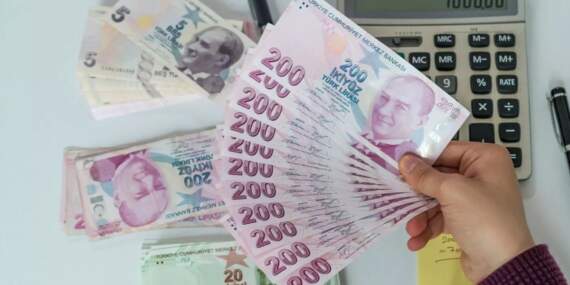 Kredi kartı takibi yüzde 124 arttı: Vatandaşın borcu 5,7 trilyonu aştı
