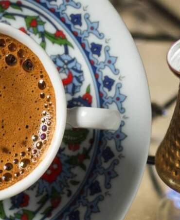 Kahveyi köpüklü yapamayanlara yeni tüyo! Bu yöntem köpüğü 10 kat artırıyor: Tek malzeme yeterli