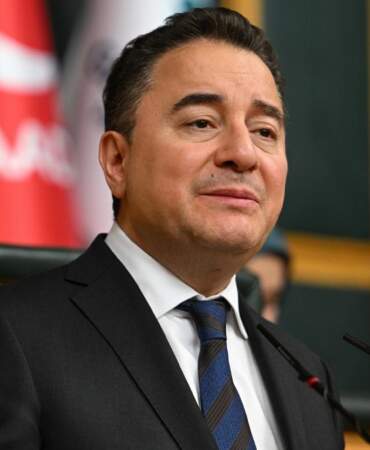 Babacan: Deprem kaderdi ama karşılaştığımız tablo ihmaldi