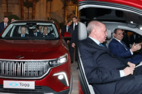 Erdoğan, Mısır Cumhurbaşkanı Sisi’ye Togg hediye etti
