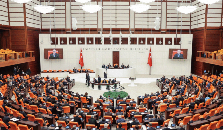 TBMM Genel Kurulu’nda 6 madde daha kabul edildi: Drift yapan sürücülere 46 bin lira ceza