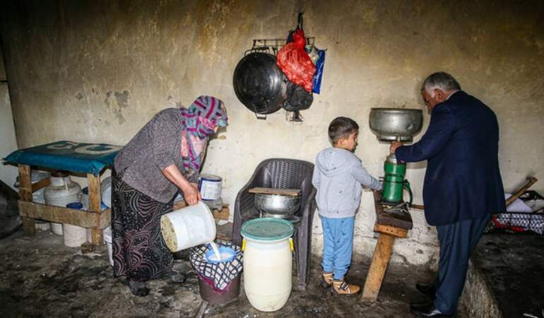Bakanlığın desteğiyle tanıştı, 10 milyon teşvik aldı! Dededen kalma mesleği el birliğiyle geliştirdiler