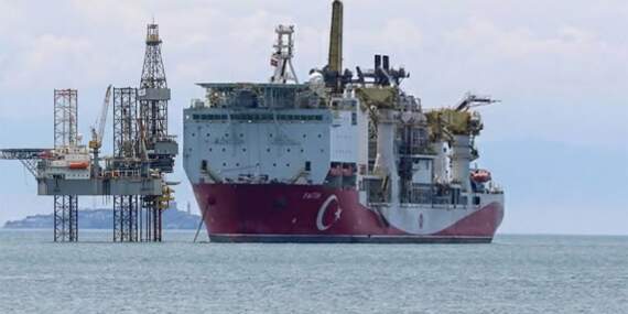 Türkiye dünya devi Chevron ile petrol çıkarmak için el sıkıştı: Hedef günlük 1 milyon varil