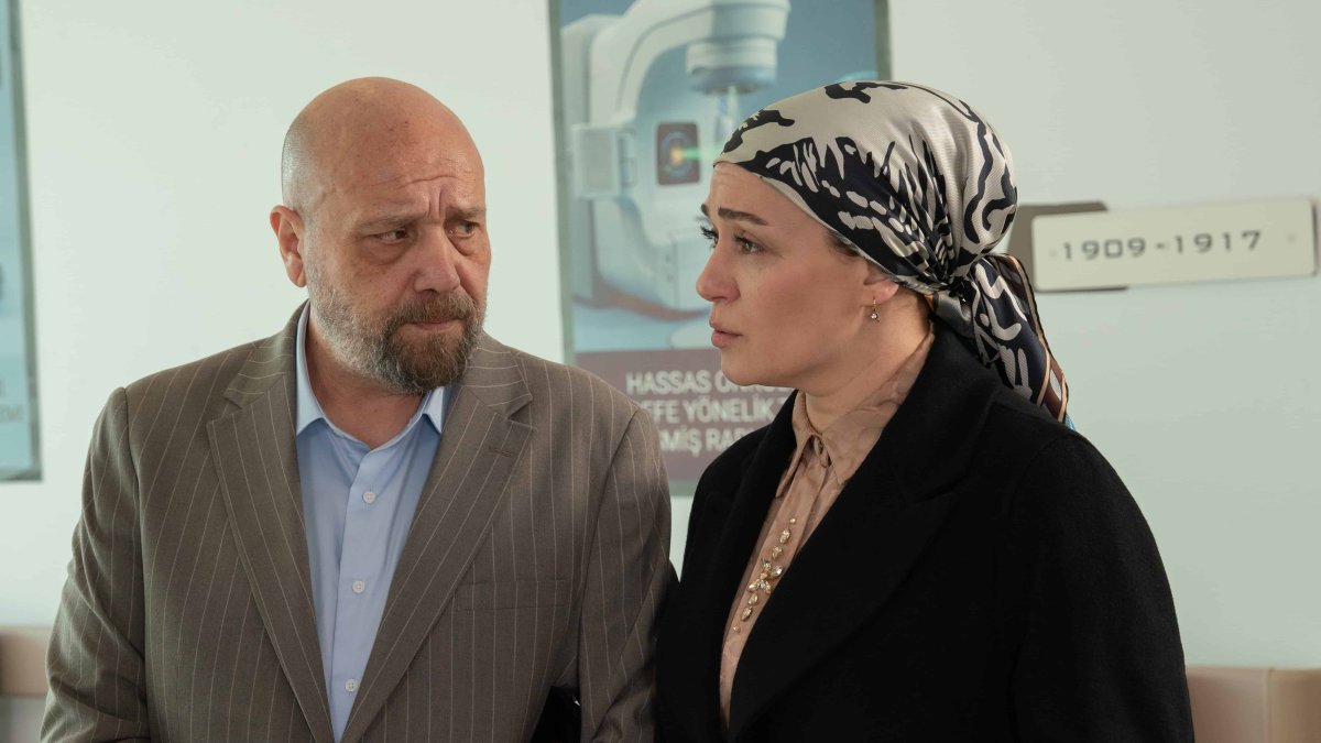 Kızılcık Şerbeti’nde iki isim birden! Salkım’ın arkadaşı ve oğlu geliyor