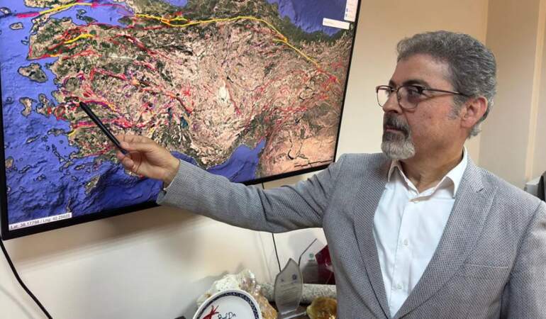Prof. Dr. Hasan Sözbilir’den 6 Şubat depremlerinin yıldönümünde uyarı: Diri fayların üreteceği deprem henüz yaşanmadı