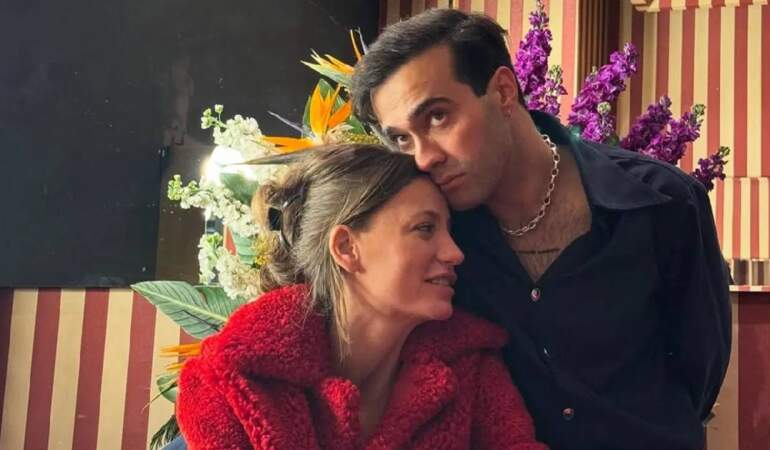 Aşkları dolu dizgin devam ediyor! Mert Demir’den Serenay Sarıkaya’ya övgü dolu sözler: ‘Türkiye’nin en güzel kadını’