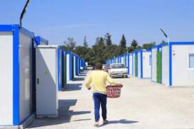 Depremin üçüncü yılında Hatay: Nüfusun en az yüzde 10’u konteynerde yaşıyor