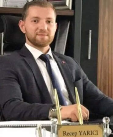 Telefonunda müstehcen çocuk görüntüleri çıkan Kızılay Şube Başkanı’nın görevine son verildi