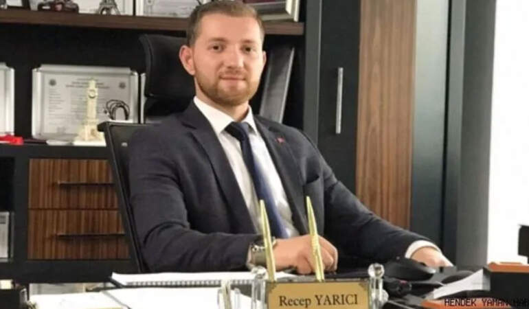 Telefonunda müstehcen çocuk görüntüleri çıkan Kızılay Şube Başkanı’nın görevine son verildi
