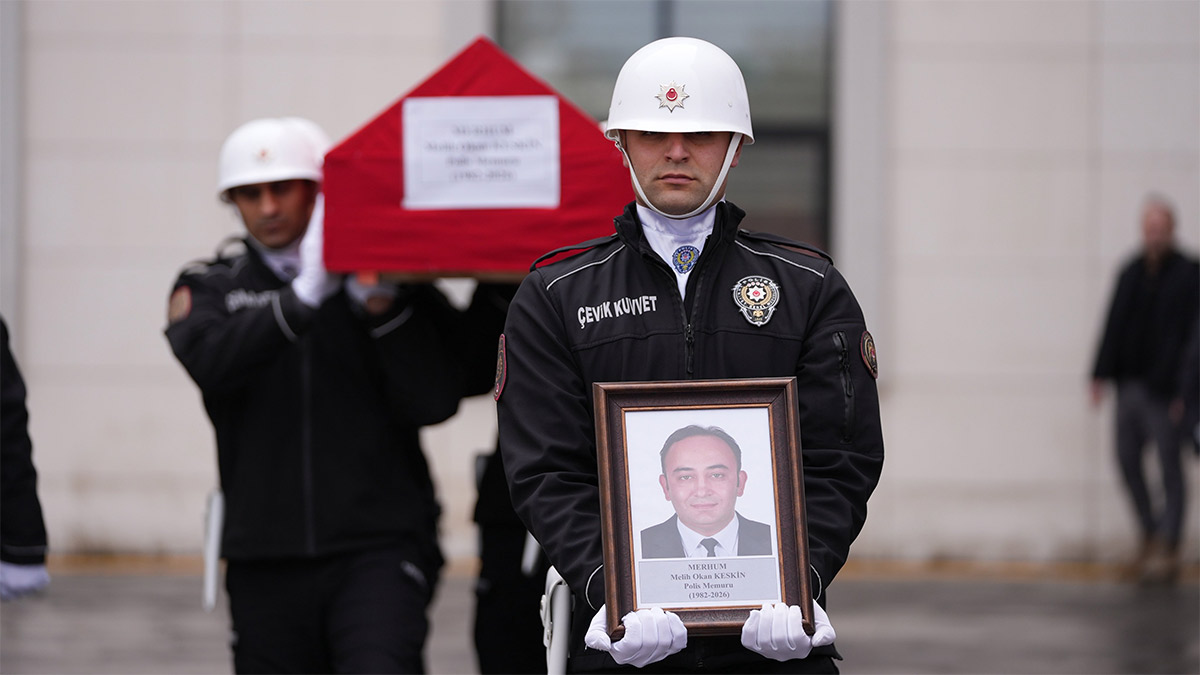 Araç muayene istasyonundaki kavga ölümle bitti: Polis memuru hayatını kaybetti