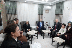 Erdoğan Osmaniye’de: Depremzede Solak ailesini yeni evlerinde ziyaret etti