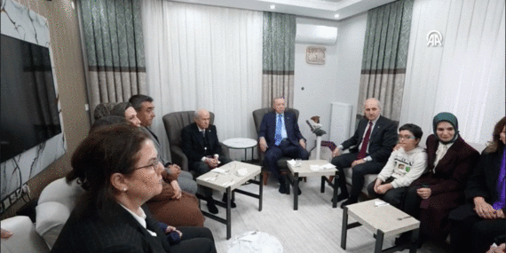 Erdoğan Osmaniye’de: Depremzede Solak ailesini yeni evlerinde ziyaret etti