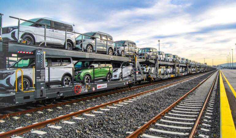 Ford Otosan’dan Romanya’ya demiryolu taşımacılığı