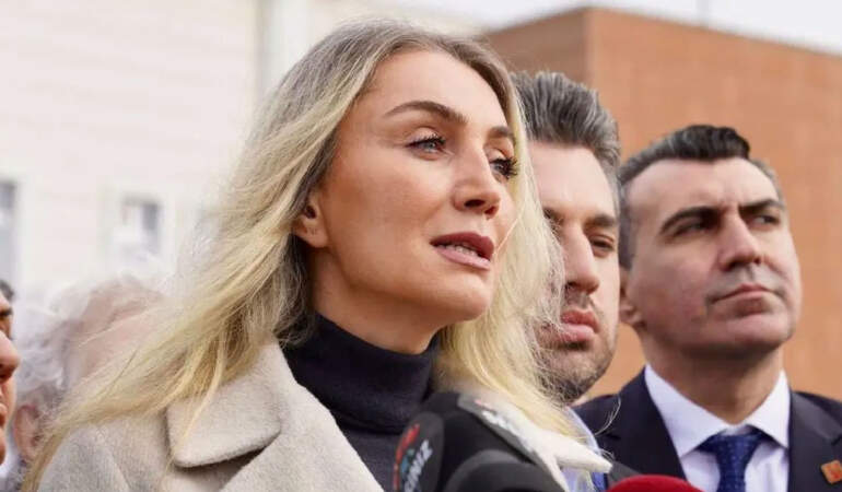 Dilek İmamoğlu: Aileler siyasetin malzemesi değildir
