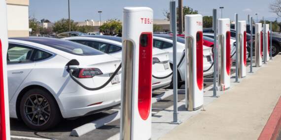 Elektrikli araç sahiplerine müjde! Karadeniz’e yolu düşenlere can suyu olacak: Tesla Supercharger Samsun’da hizmete girdi:
