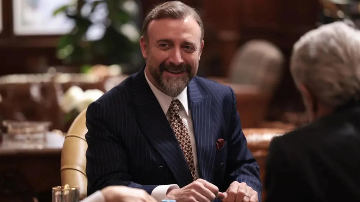 Halit Ergenç kariyerinin ‘en iyi 3’ünü seçti! Usta oyuncudan şaşırtan liste