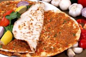 Lahmacun fiyatları enflasyonun üzerinde arttı: İstanbul’da fiyat farkı 100 TL’yi aştı