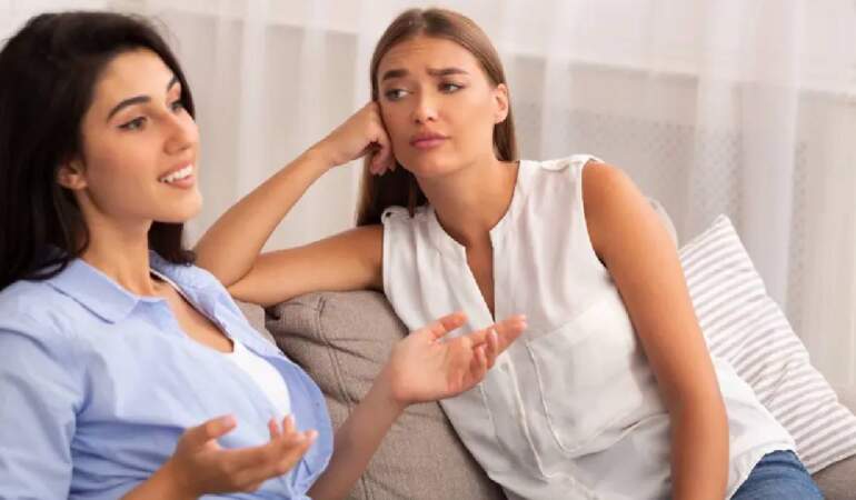 Bu davranışlar her şeyi ele veriyor! Birinin sizden hoşlanmadığını nasıl anlarsınız? İşte 7 ipucu!