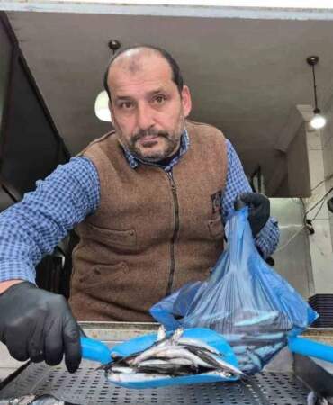 Hamsi azaldı tezgahlar istavritle coştu! Karadeniz’in yeni gözdesi: Sofraları şenlendiriyor
