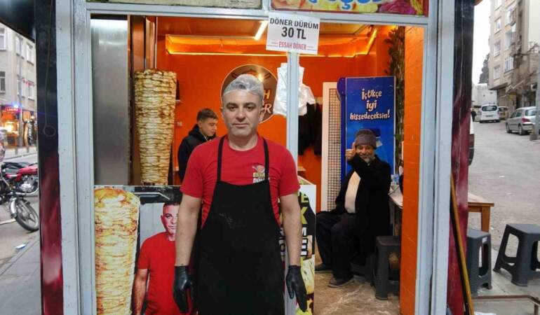 Türkiye’de döner 200 TL, Kilis’te 30 TL: İçecek fiyatına tavuk döner!