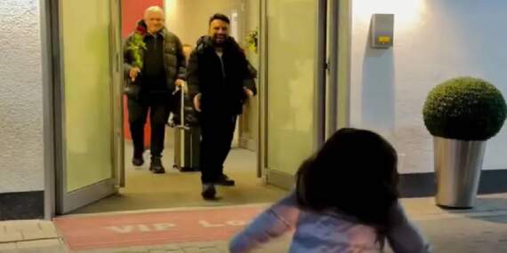 Tarkan’ın aile hasreti sona erdi! Kızına kavuştu: O anlar sosyal medyaya damga vurdu