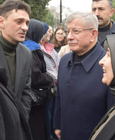Davutoğlu, Ahmet Minguzzi için düzenlenen mevlit programına katıldı
