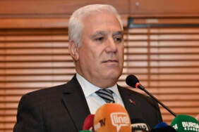 Mustafa Bozbey’den istifa iddialarına fotoğraflı cevap