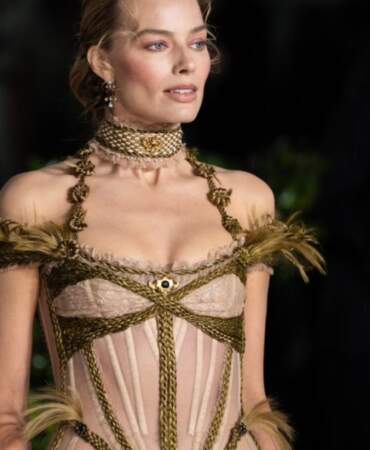 Margot Robbie’nin filtresiz karesi gündem oldu! “Shop olmadan tanıyamadık”
