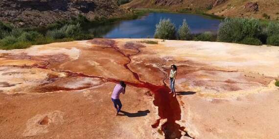 Dünyanın başka bir yerinde bulamazsınız! Erzincan’nın turizm noktası: Yer altından şifa fışkırıyor
